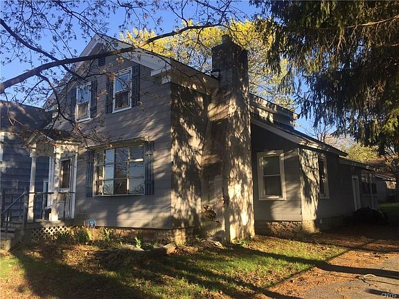 3rd image of 109 Maurice Ave