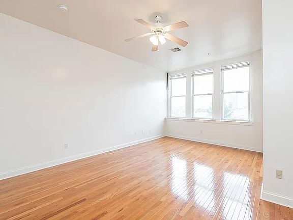 2nd image of 901 N Broad St APT 202