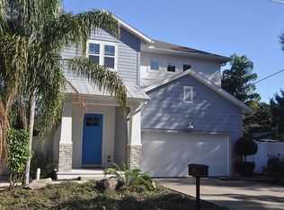 2717 Stanley Pl, Sarasota, FL 34239