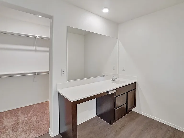 4051 E Braddock Dr — Photo 22