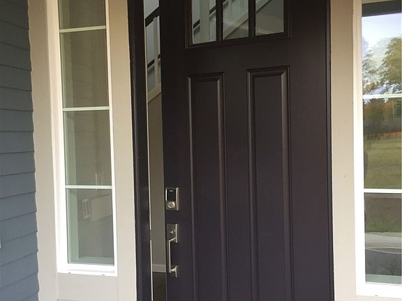 2nd image of 2451 NE Sunnymede St