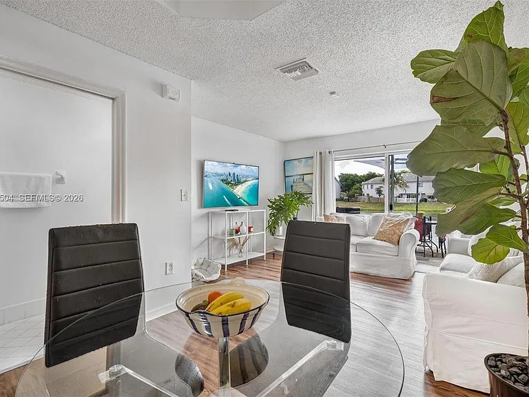 14207 SW 121st Pl — Photo 16
