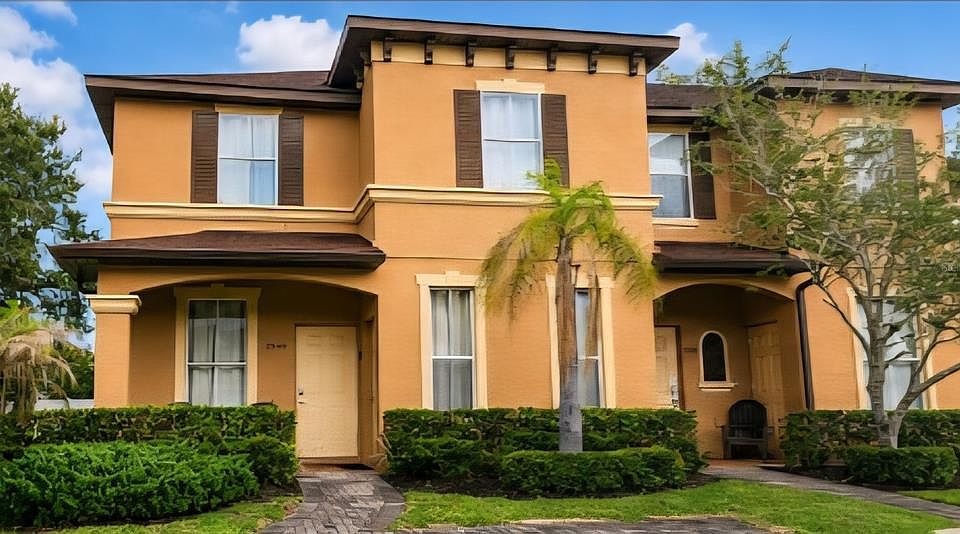 1st image of 2540 CALABRIA AVENUE