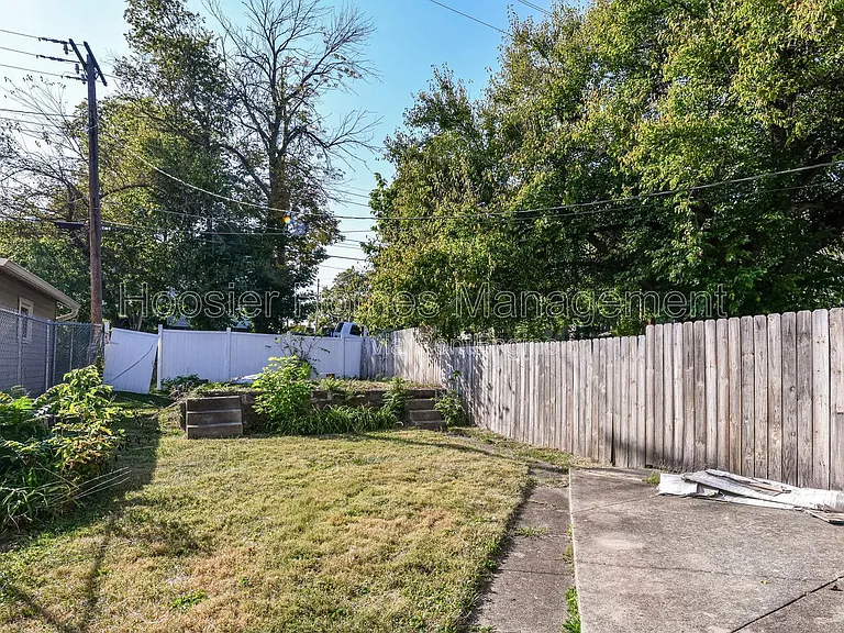 3848 N Capitol Ave — Photo 29