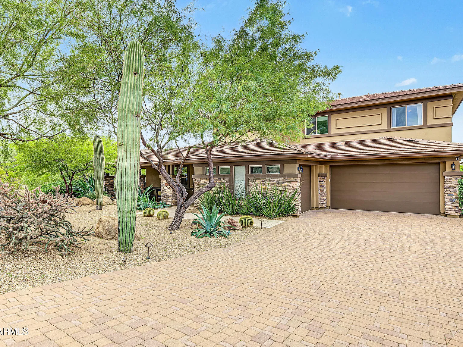 5 bed, 4.5 bath, 4222 sqft, $6,500 — Photo 3