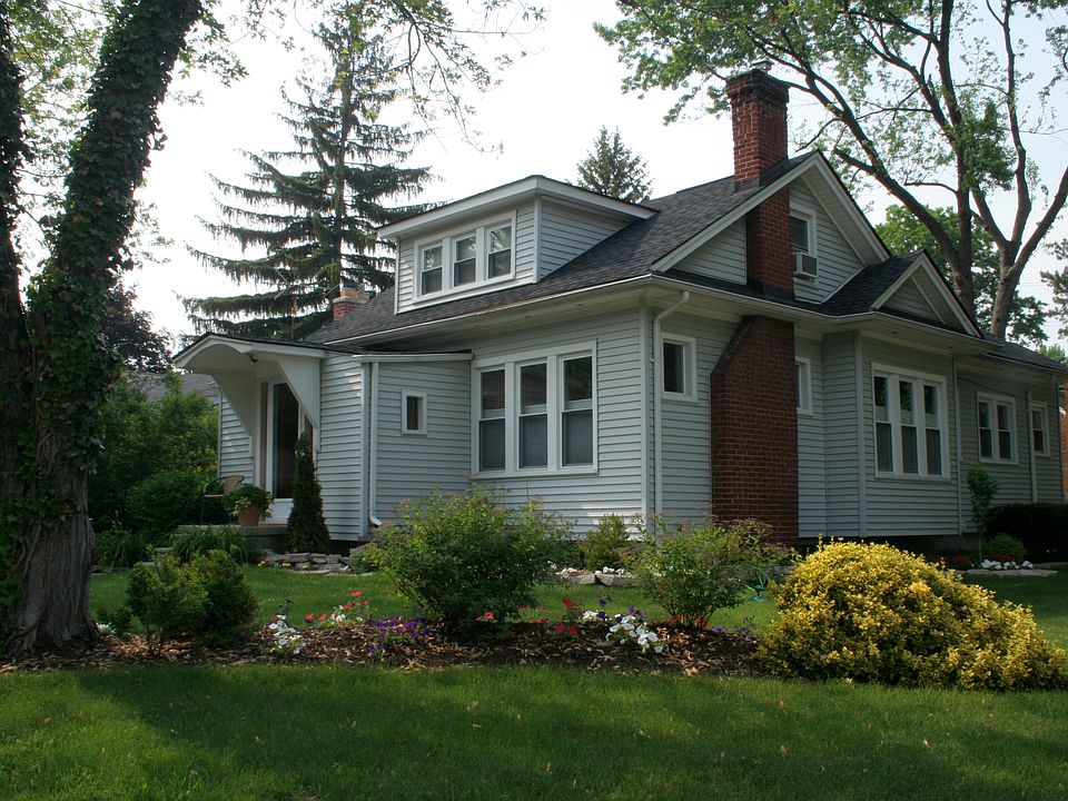 1st image of 1025 E Lincoln Ave