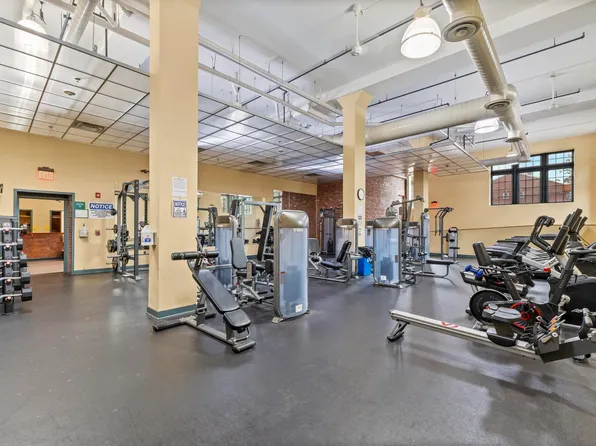 187 Wayne Street image 18 of 27