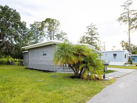 5th image of 147 Durham Cir