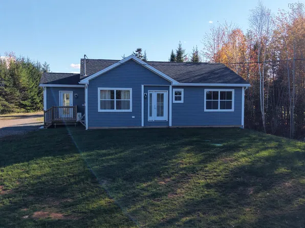10966 Highway 2, Masstown, NS B0M 1G0