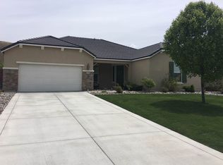 2925 Lessini Ct, Sparks, NV 89434