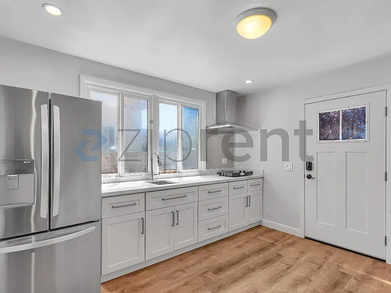 173 Westlawn Ave — Photo 8