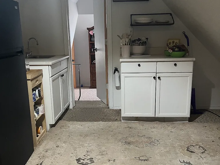 3 Snowline Rd #B — Photo 8