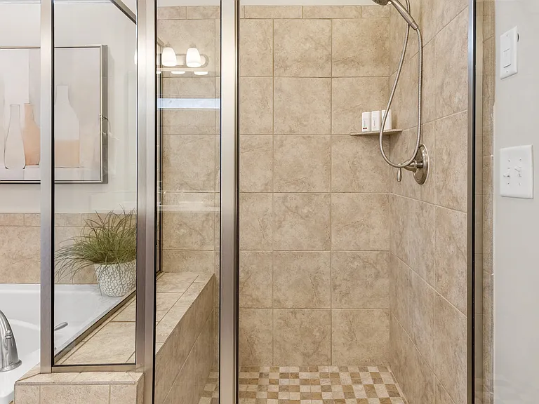 353 Cornelius Way — Photo 28