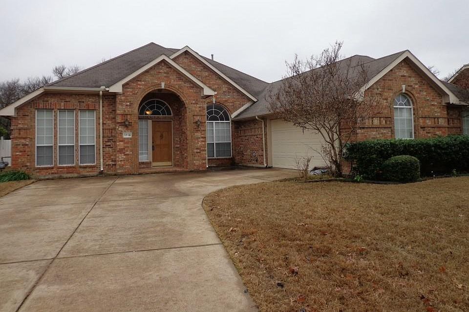 1st image of 1715 Vicksburg Dr