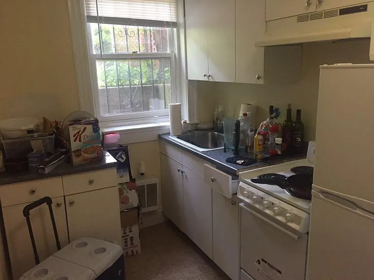 33 Concord Ave #8 — Photo 3
