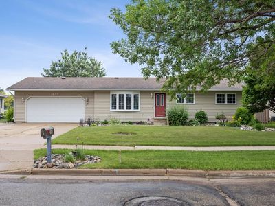 437 10th Ave W, West Fargo, ND, 58078