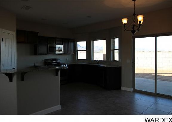 4th image of 3731 N Evans St