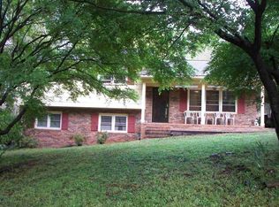 32 Green Acres Dr, Boiling Springs, SC 29316