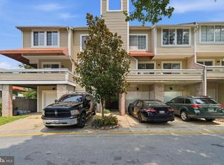 9843 Dockside Ter, Gaithersburg, MD 20886