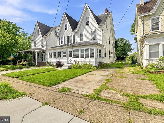 2nd image of 517 Leconey Ave