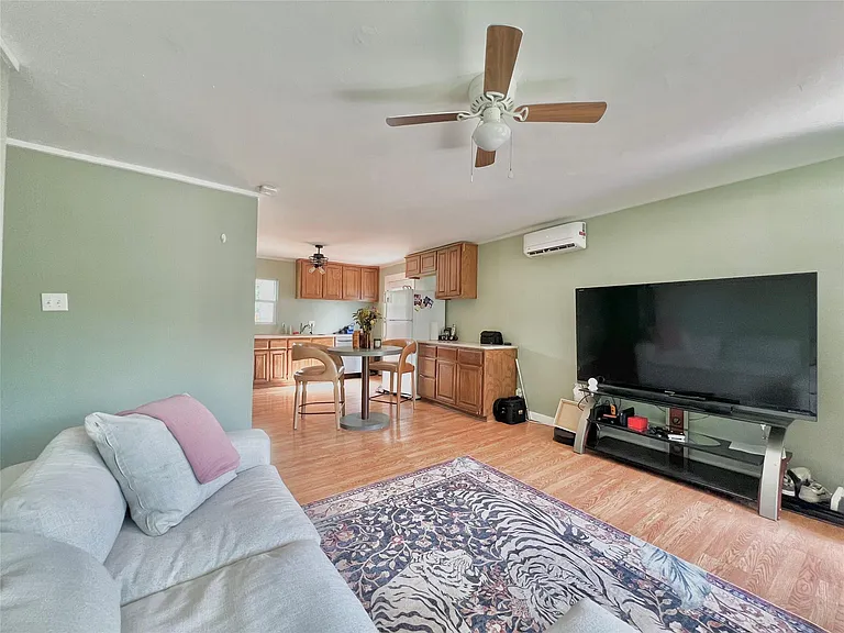 6615 Galindo St — Photo 3