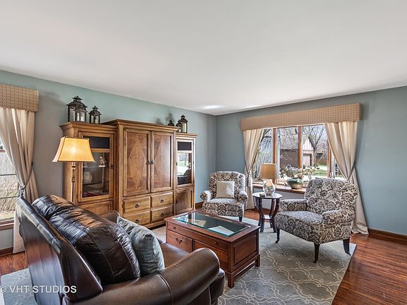 4th image of 3570 Londonderry Ct