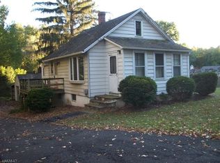 52 Blue Mill Rd, Morristown, NJ 07960