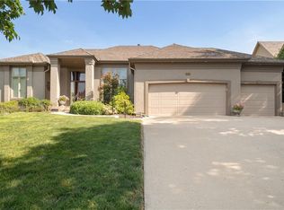 8919 Quail Ridge Ln, Lenexa, KS 66220