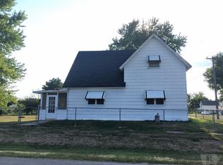 208 Church St, Hedrick, IA 52563