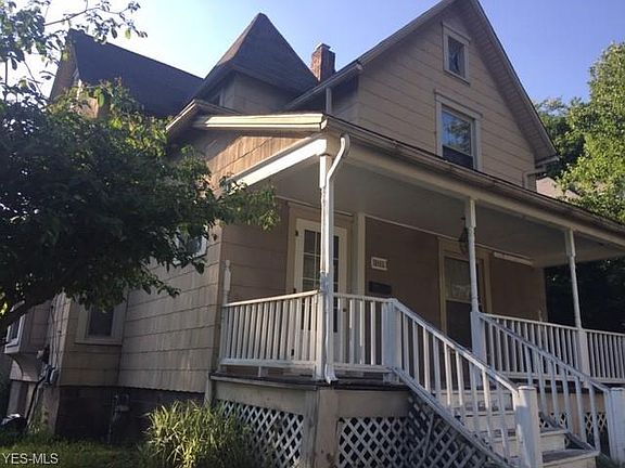 5th image of 205 N Market St