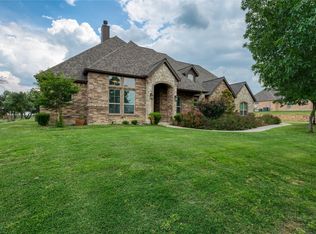 3931 J E Woody Rd, Springtown, TX 76082