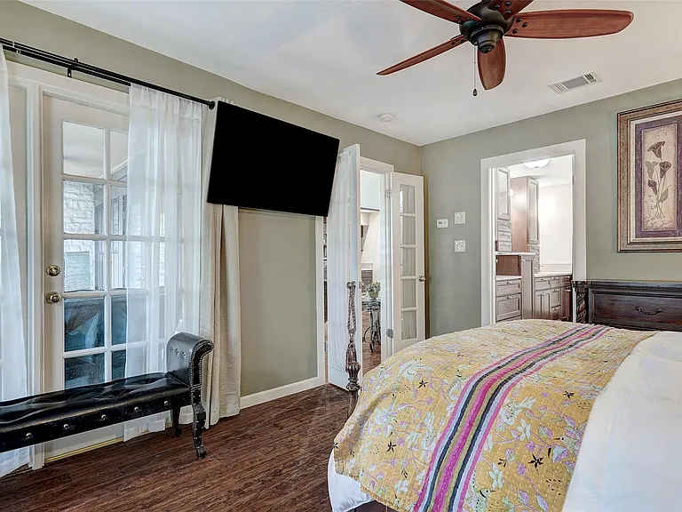 101 W Eagle Dr #101 — Photo 18