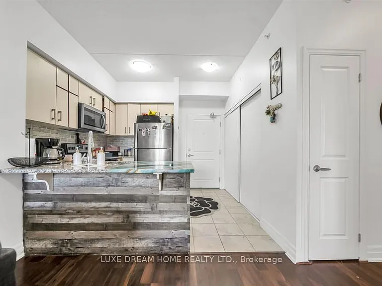 620 Sauve St #511 — Photo 12