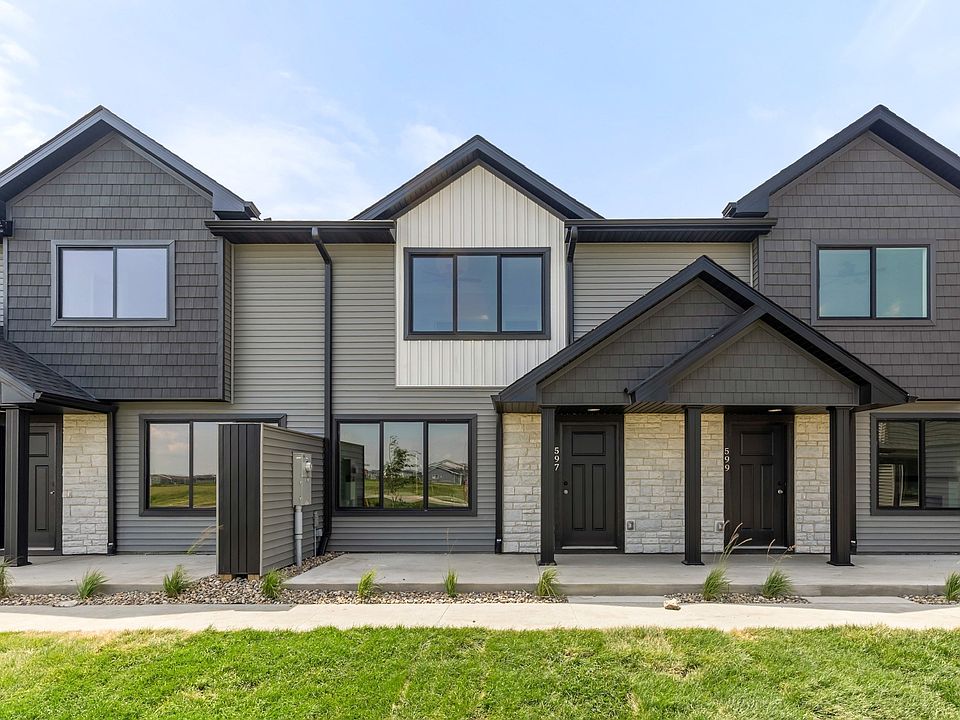 1st image of 597 Hart Ln