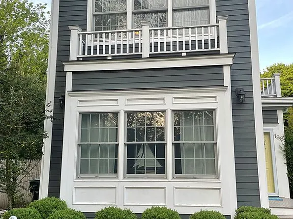 188 S Country Rd, Remsenburg, NY 11960