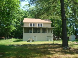 377 Westcolang Rd, Hawley, PA 18428