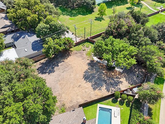 4th image of 2889 Oakbriar Trl