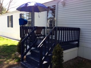 11 Mayflower Dr, Old Orchard Beach, ME 04064