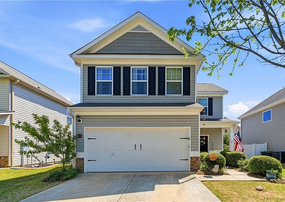 1st image of 17 High Point Way