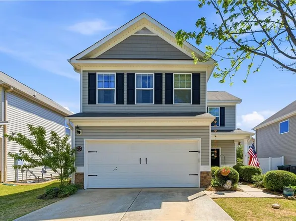 17 High Point Way, Hiram, GA 30141