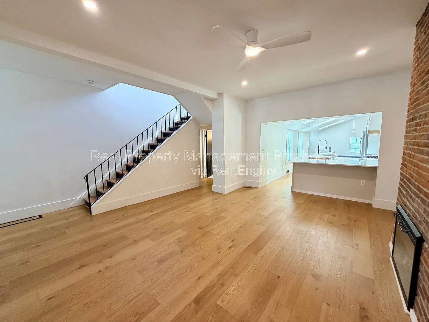 3 bed, 2.0 bath, 1720 sqft, $2,650 — Photo 3