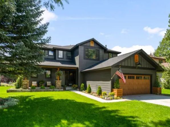 17 Saint Andrews Cir