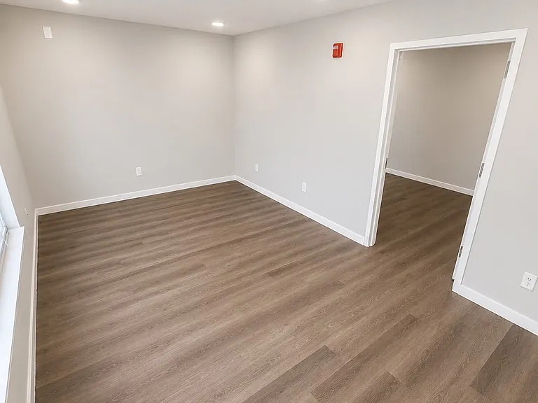 83 Godwin Ave #201 — Photo 5