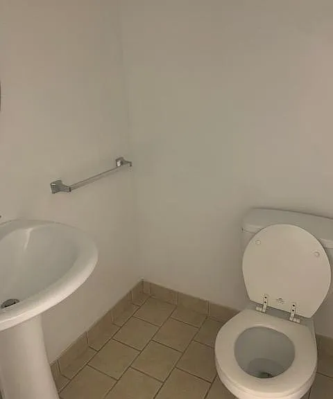 336 Leverington Ave — Photo 22
