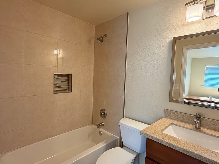 921 Coachella Ave #1 — Photo 2