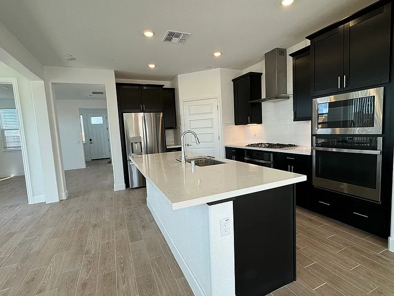 5391 Mandevilla Ct — Photo 8