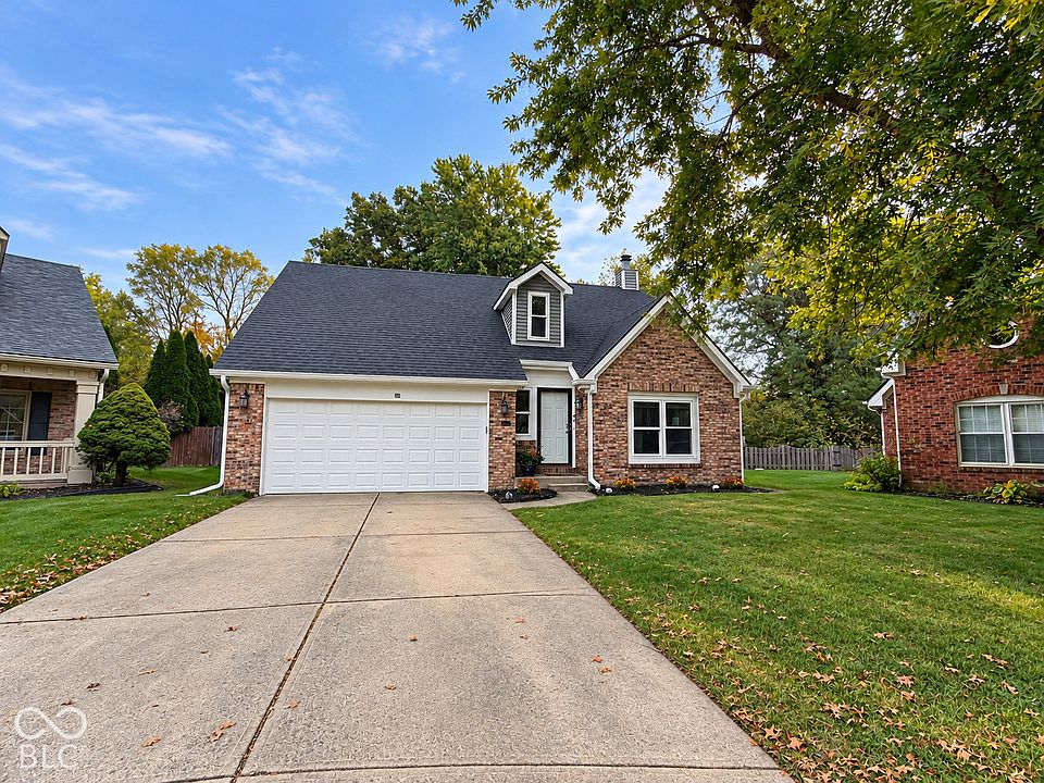 1st image of 8584 Woodstone Ct