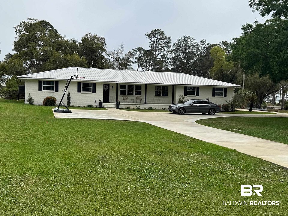 1st image of 337 Magnolia Dr