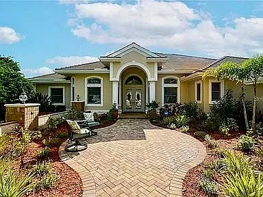 7389 S Serenoa Dr