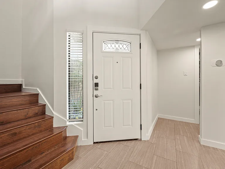 78 Morrow Dr — Photo 6